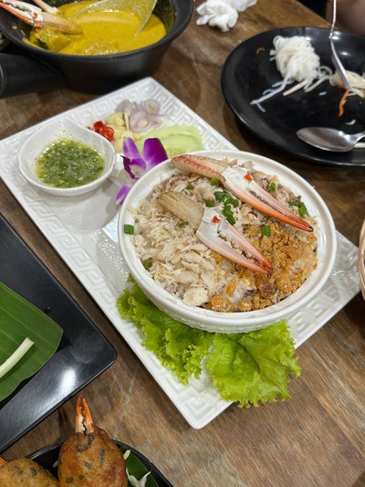 ข้าวขยำปู