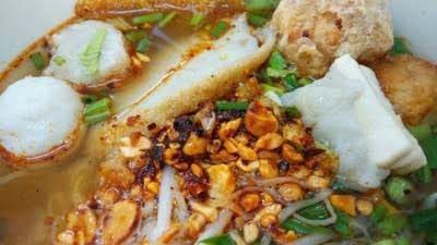 อาหาร หรือ เครื่องดื่ม