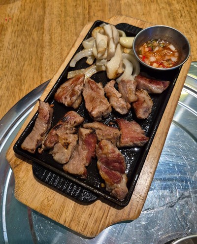 สันคอหมูย่าง