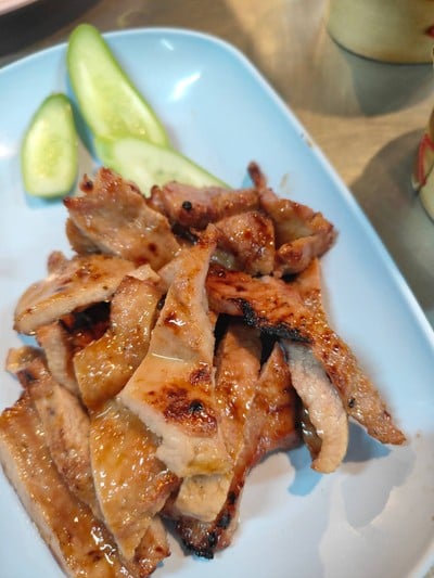 นมหมูย่าง