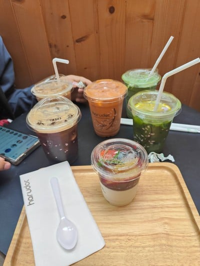 อาหาร หรือ เครื่องดื่ม