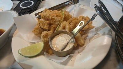 Fries calamari tartar sauce 195
