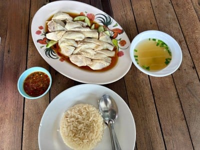 ไก่สับจานใหญ่