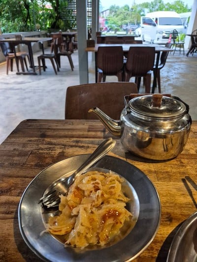 อาหาร หรือ เครื่องดื่ม