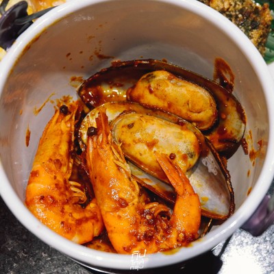 BlueSpice Cafe บุฟเฟ่ต์ข้าวต้มไนท์มาเก็ต อิ่มอร่อยได้ไม่อั้น