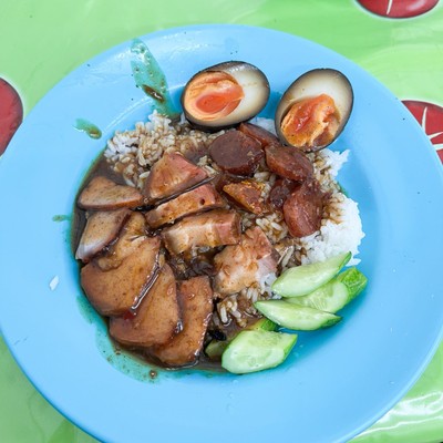 อาหาร หรือ เครื่องดื่ม