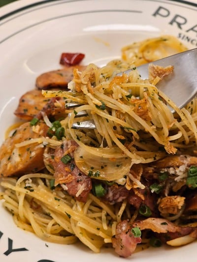 Aglio Pasta Sausage Chili