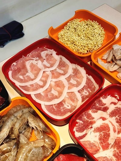 อาหาร หรือ เครื่องดื่ม