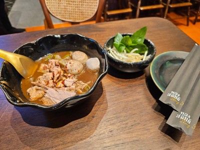 เส้นเล็กตกสด