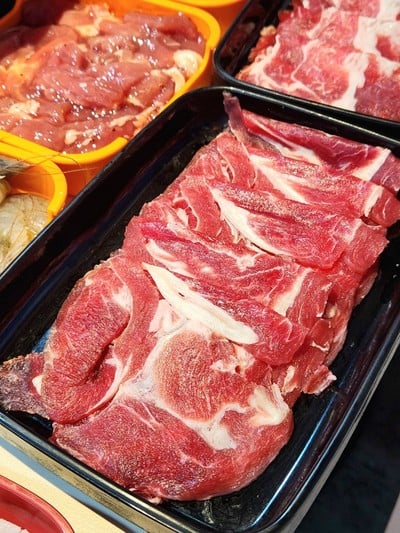 อาหาร หรือ เครื่องดื่ม