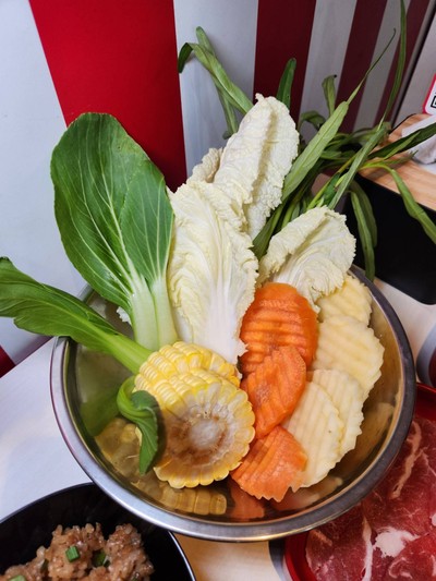 อาหาร หรือ เครื่องดื่ม