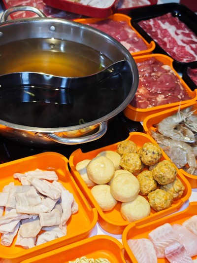 อาหาร หรือ เครื่องดื่ม