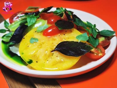 Stracciatella & Seasonal veggies