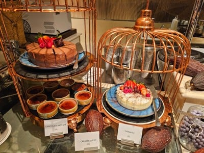 อาหาร หรือ เครื่องดื่ม