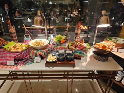 อาหาร หรือ เครื่องดื่ม