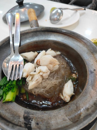 เนื้อปูอบวุ้นเส้น