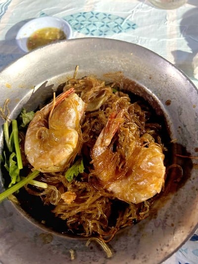 กุ้งอบวุ้นเส้น