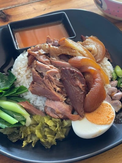 ข้าวขาหมู
