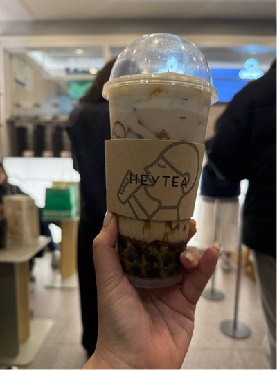 ชานมน้ำตาลไหม้ครีมชีส