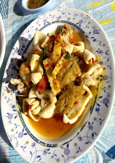 ผัดประมง