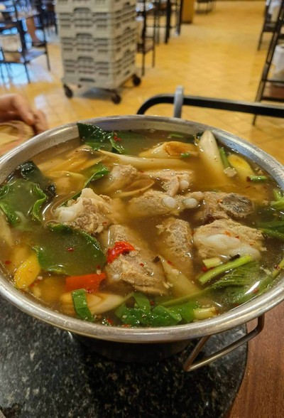 ต้มแซ่บกระดูกหมู