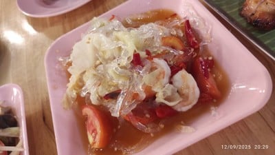 ยำเส้นแก้วกุ้งสุก