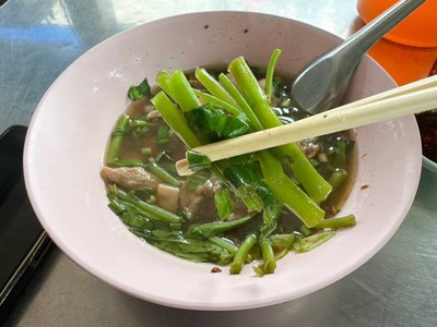 เกาเหลาลูกชิ้นเนื้อเปื่อยไม่งอก