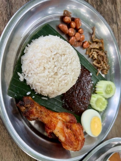 นาซิเลอมัก