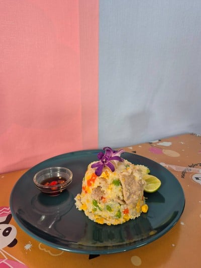 ข้าวผัดหมู