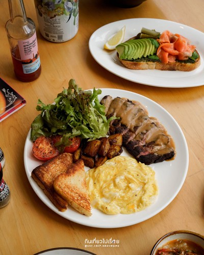 Mighty Steak and Egg