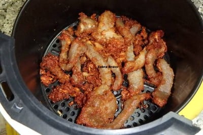 หมูเส้นทอด