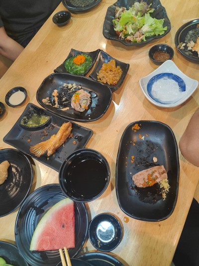 อาหาร หรือ เครื่องดื่ม