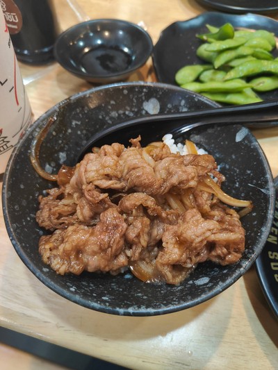 อาหาร หรือ เครื่องดื่ม