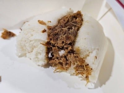 ปันหมูชาชูฉีก