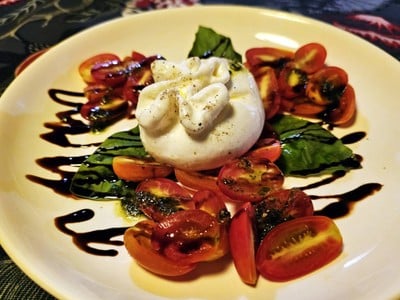 Burrata salad