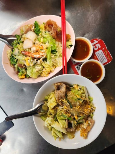 อาหาร หรือ เครื่องดื่ม