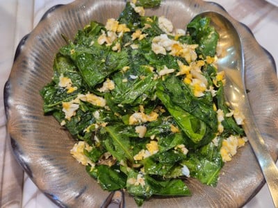 ใบเหลียงผัดไข่