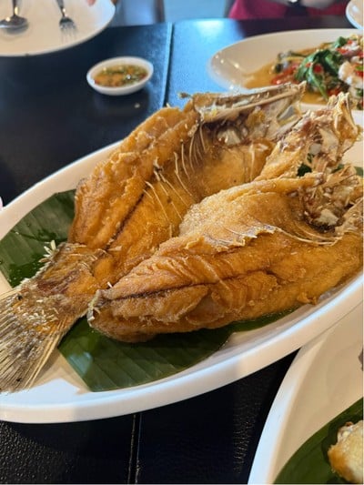 ปลากระพงทอดน้ำปลา
