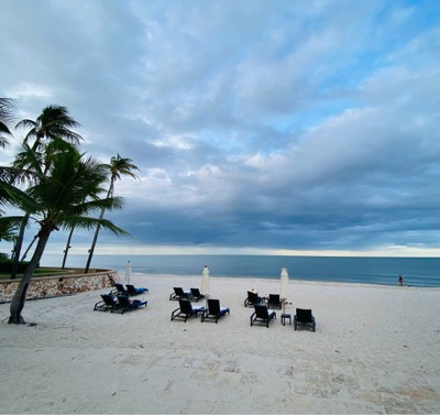 สระว่ายน้ำ/ชายหาด