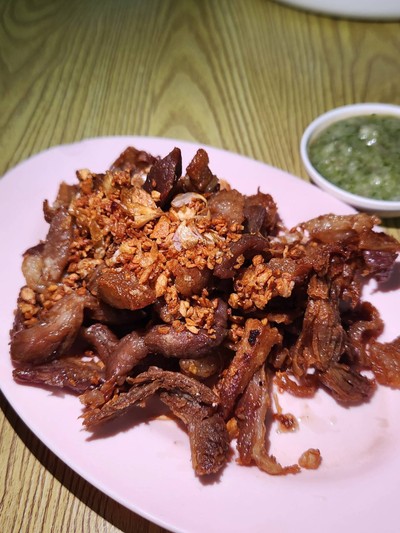 อาหาร หรือ เครื่องดื่ม