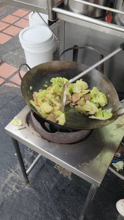 อาหาร หรือ เครื่องดื่ม