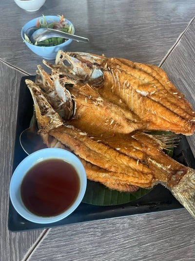 ปลากระพงทอดน้ำปลา