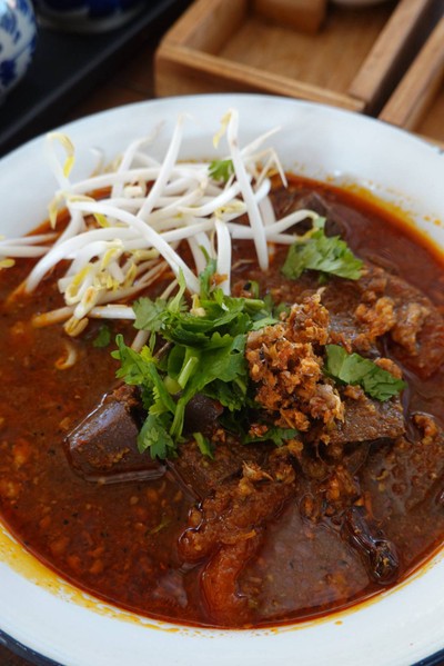 ขนมจีนน้ำเงี้ยว