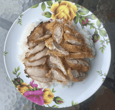 ข้าวหน้าไก่กรอบ+หมูย่าง