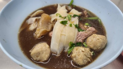 เกาเหลาเนื้อตุ๋นพิเศษ