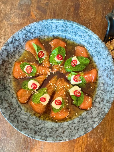 แซลมอนแช่ซีฟู้ด