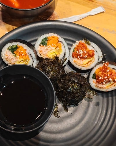 อาหาร หรือ เครื่องดื่ม