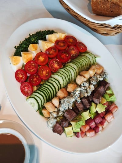 อาหาร หรือ เครื่องดื่ม