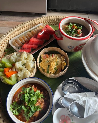 ขอบคุณรูปภาพจาก facebook วิลล่า ป่าเหมี้ยง / สำหรับลงข้อมูลวงในค่ะ