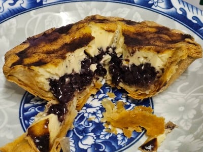 ทาร์ตไข่ข้าวเหนียวดำ